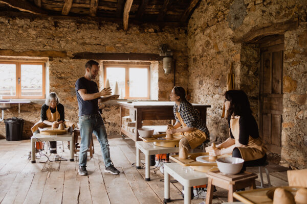 Workshop: wheel throwing intermediate to advanced level - in Asturias - Image 2